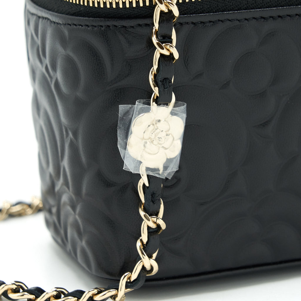 chanel-camellia-long-vanity-with-chains-lambskin-black-lghw
