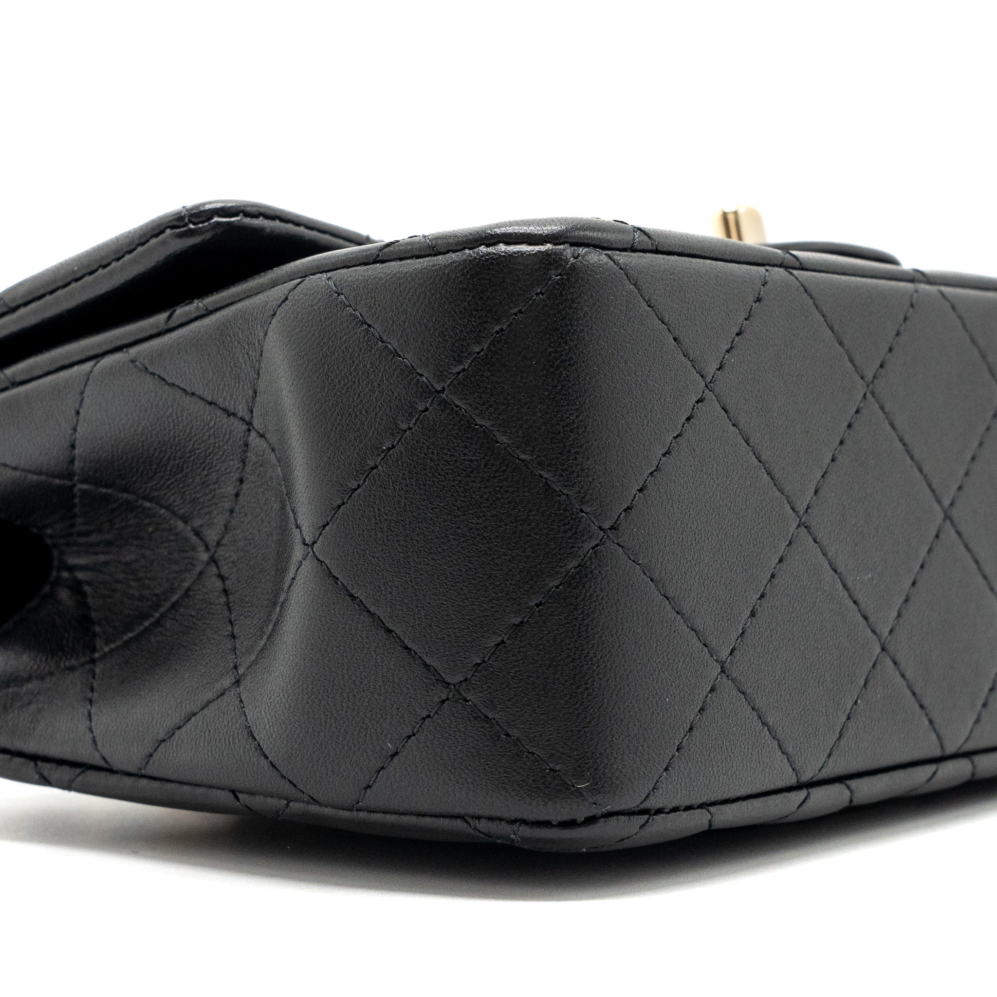 chanel-top-handle-mini-rectangular-flap-bag-lambskin-black-lghwmicrochip-1