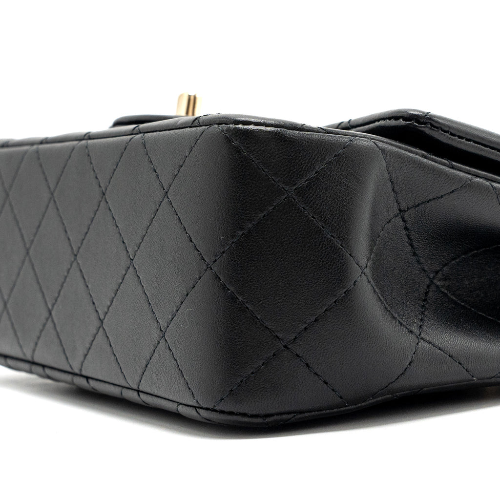 chanel-top-handle-mini-rectangular-flap-bag-lambskin-black-lghwmicrochip-1