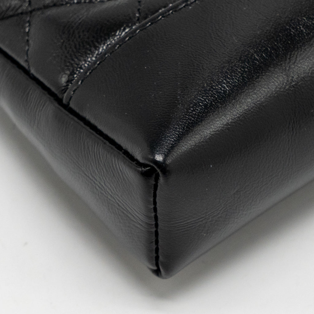 chanel-mini-31-clutch-with-chain-shiny-lambskin-black-lghw-microchip-1