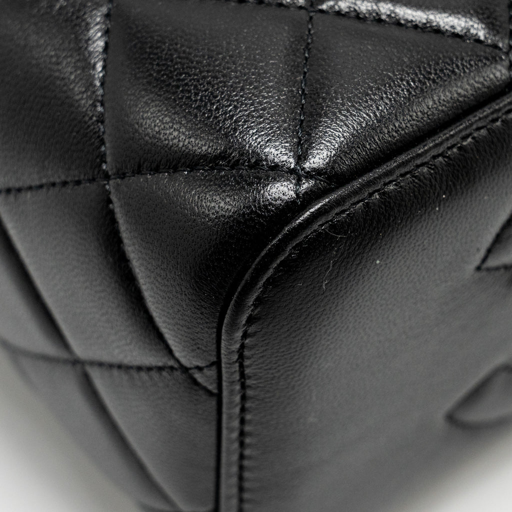 chanel-pearl-crush-long-vanity-case-lambskin-black-ghw-microchip-copy-1
