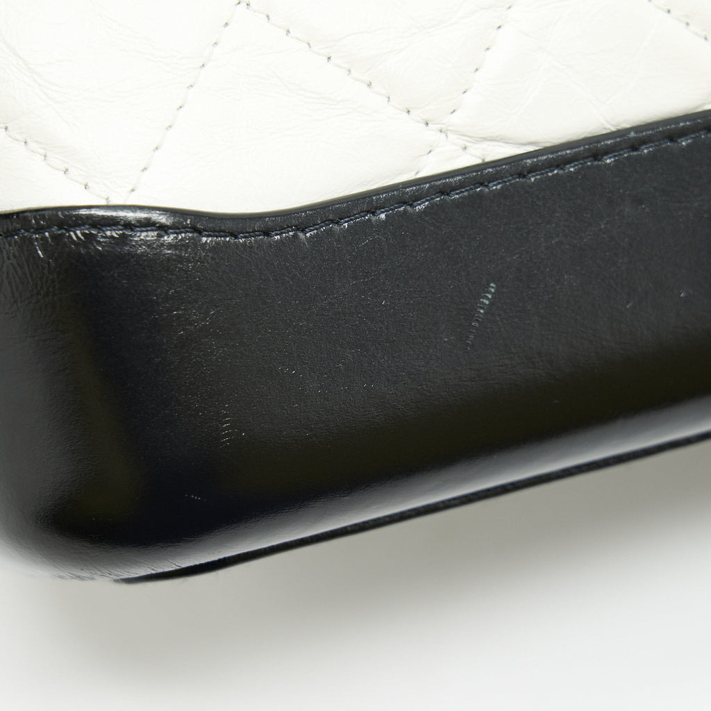 chanel-small-gabrielle-hobo-bag-white-black-2