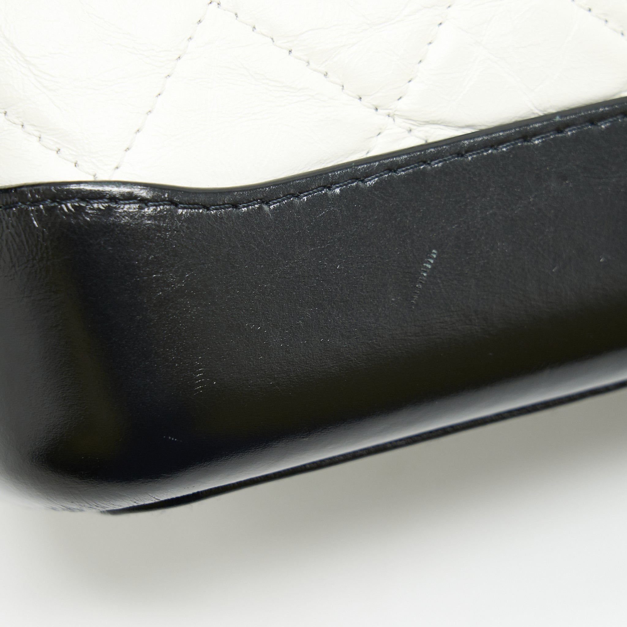 chanel-small-gabrielle-hobo-bag-white-black-2