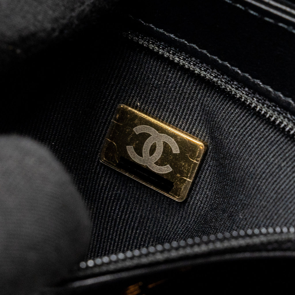 chanel-23k-kelly-bag-calfskin-black-ghw-microchip-2