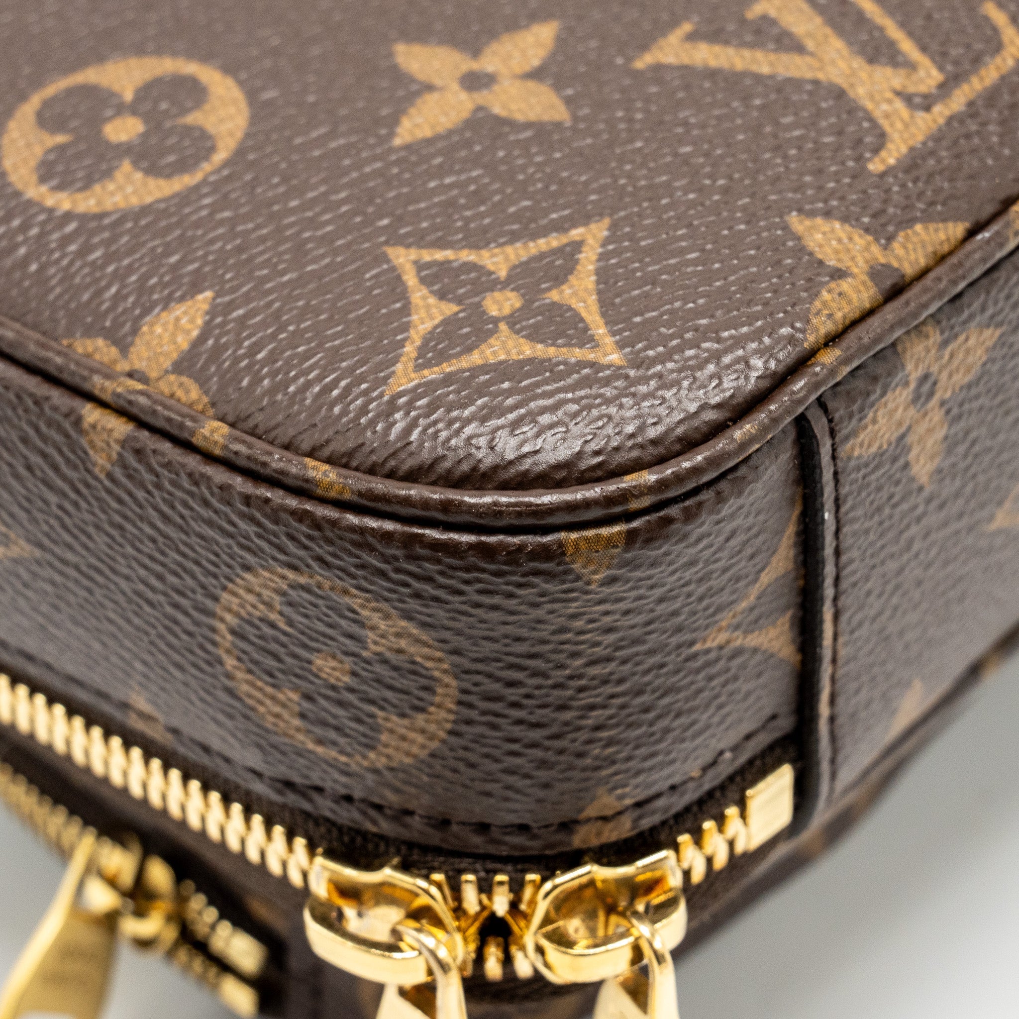louis-vuitton-utility-crossbody-bag-monogram-canvas-ghw-1