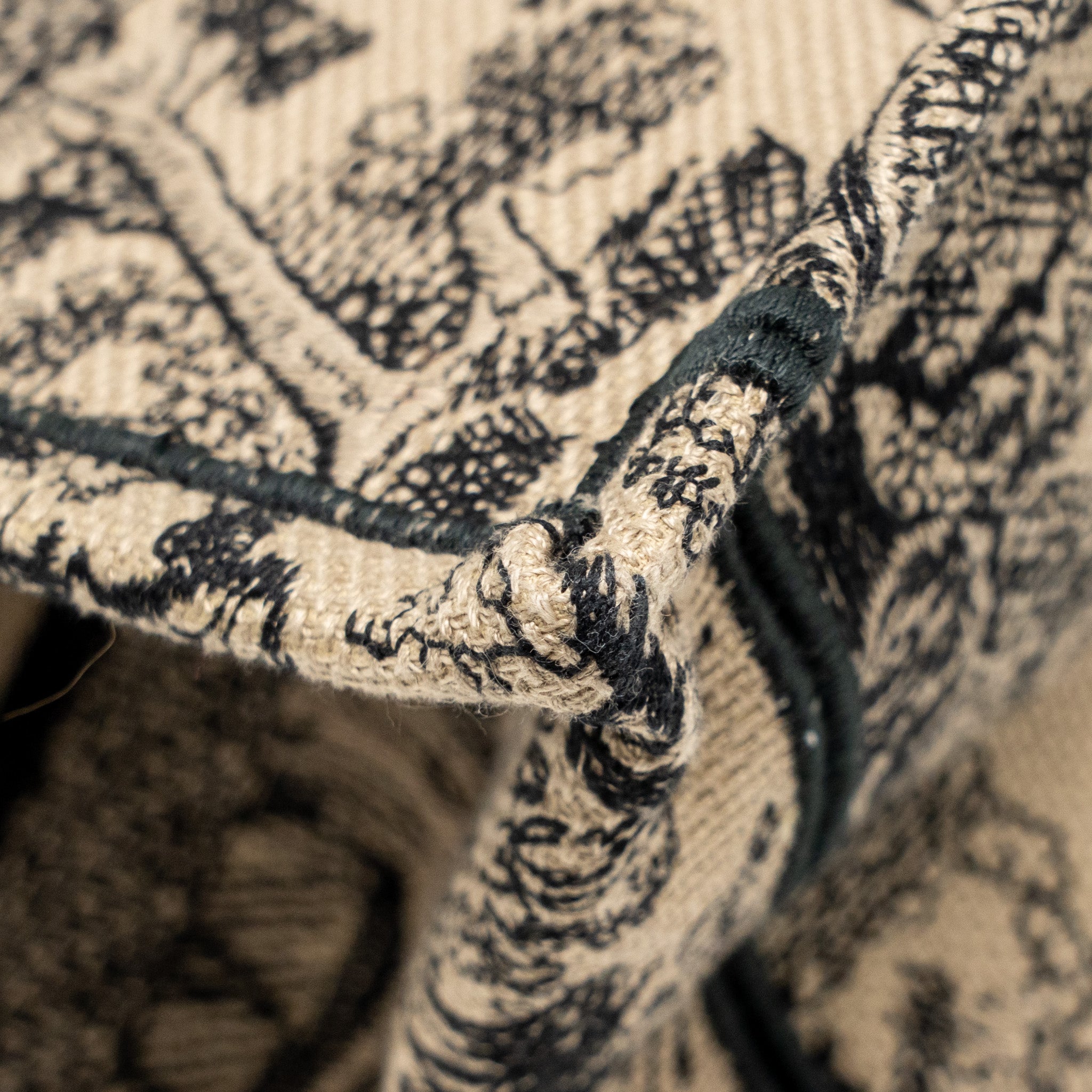 dior-medium-dior-book-tote-toile-de-jouy-reverse-embroidery-canvas-beige