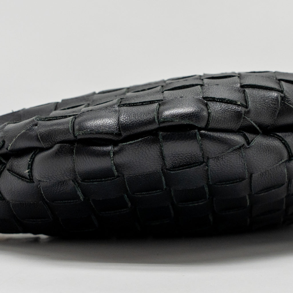 bottega-veneta-mini-turn-pouch-lambskin-black-ghw