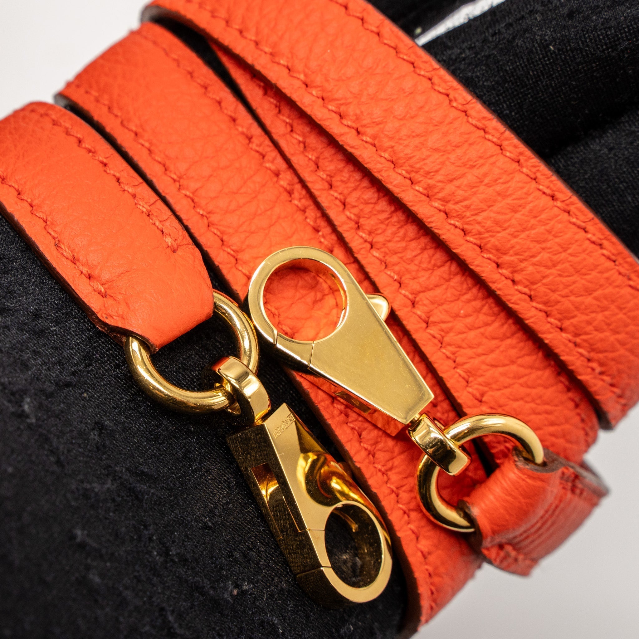 hermes-kelly-32-togo-leather-capucine-ghw-stamp-square-q