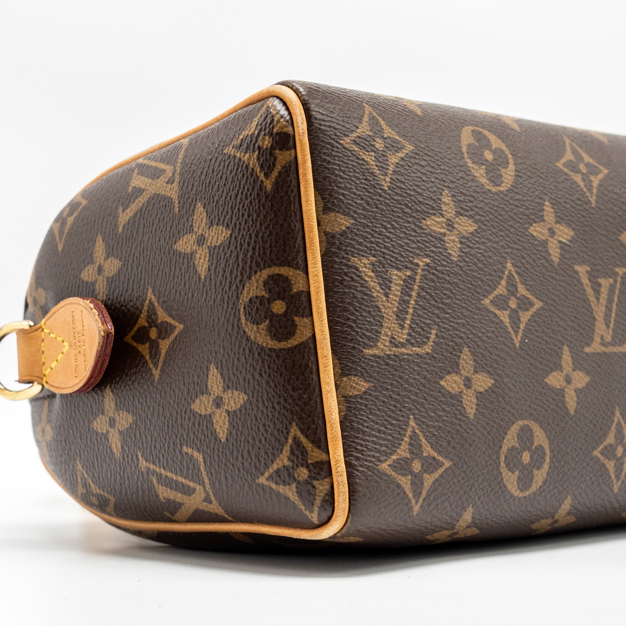 louis-vuitton-speedy-bandouliere-20-monogram-canvas-black-strap-ghw