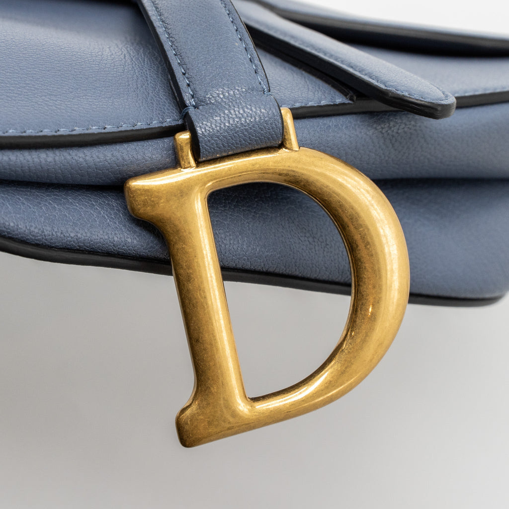 dior-medium-saddle-bag-goat-skin-light-blue-ghw