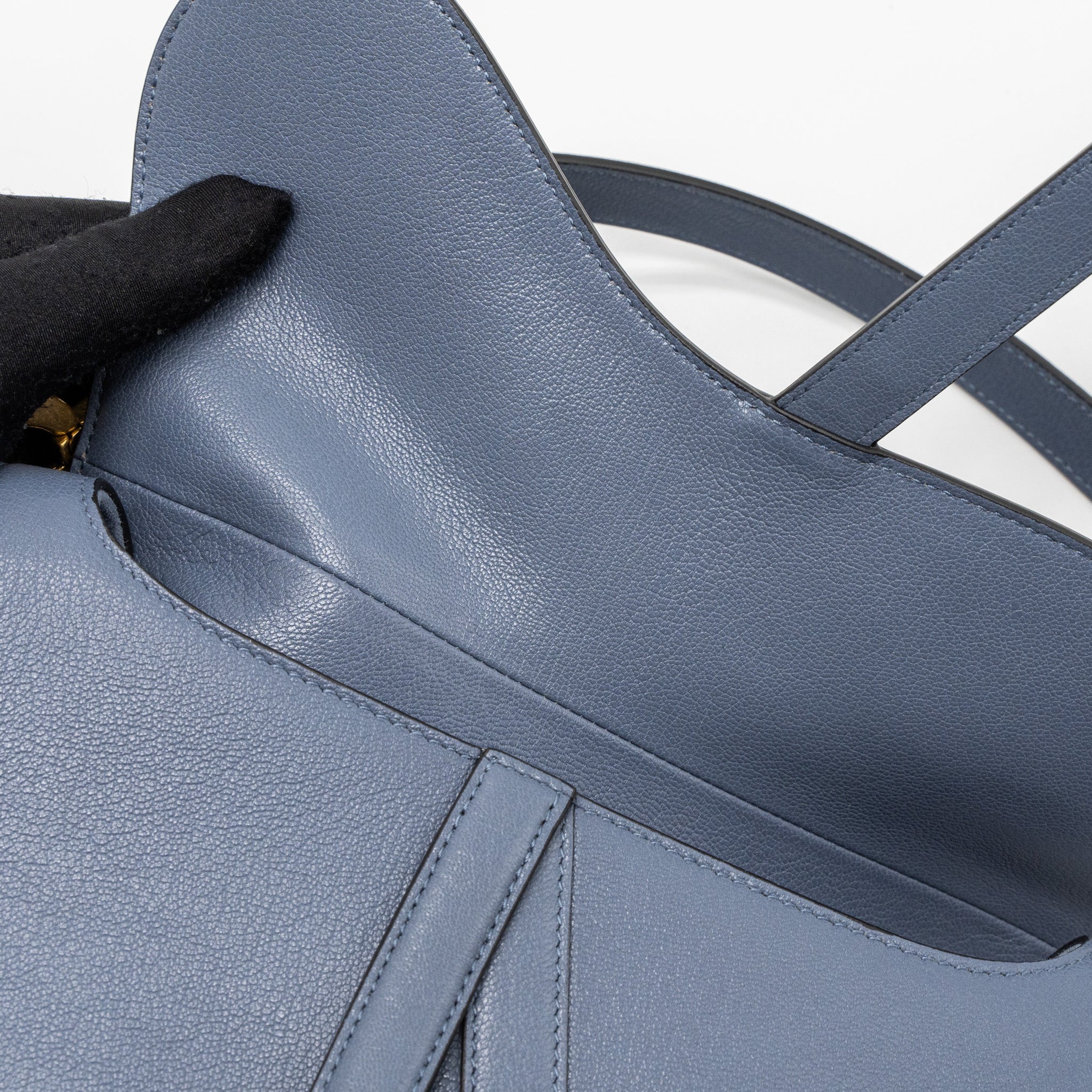 dior-medium-saddle-bag-goat-skin-light-blue-ghw