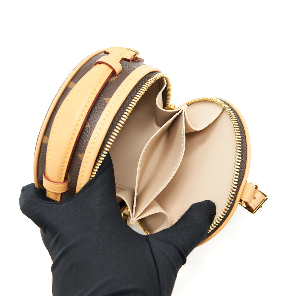 louis-vuitton-mini-boite-chapeau-crossbody-bag