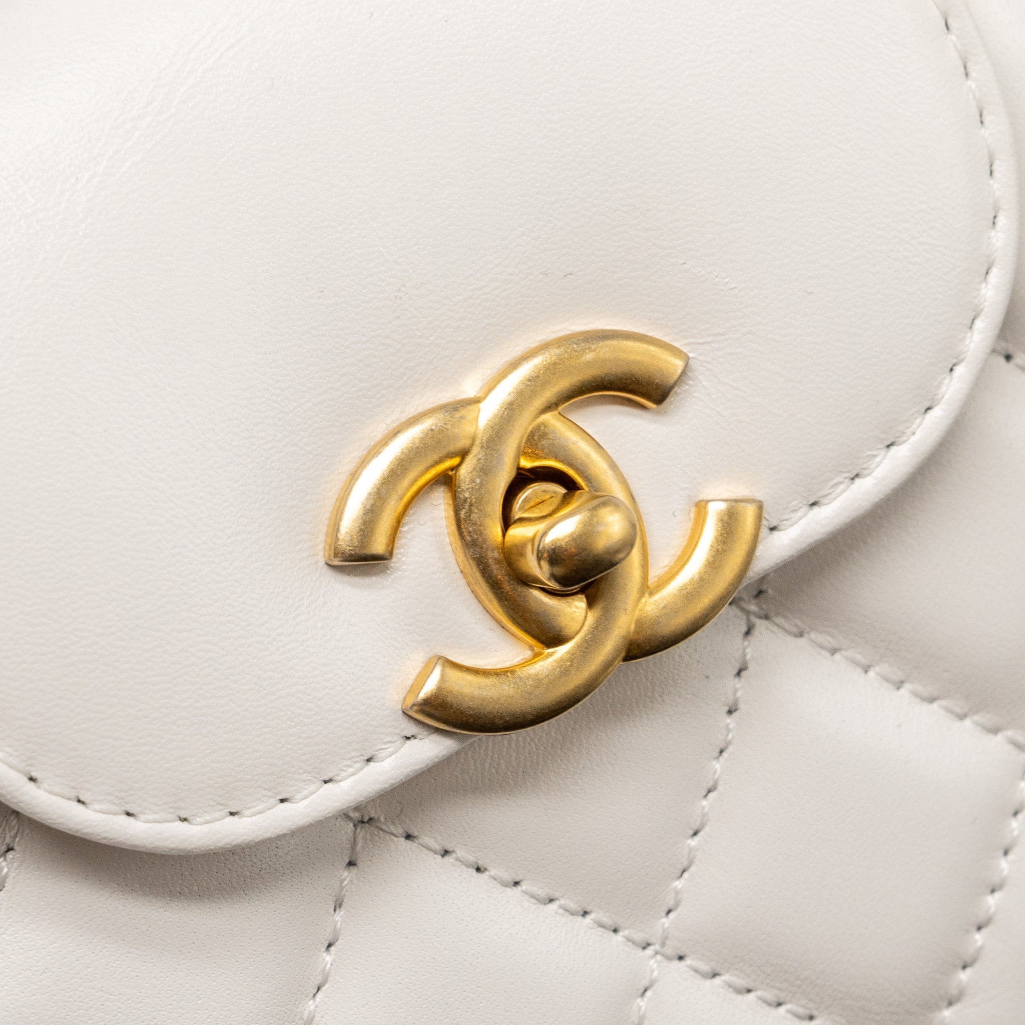 chanel-23k-mini-kelly-shopping-tote-bag-calfskin-white-ghw-microchip