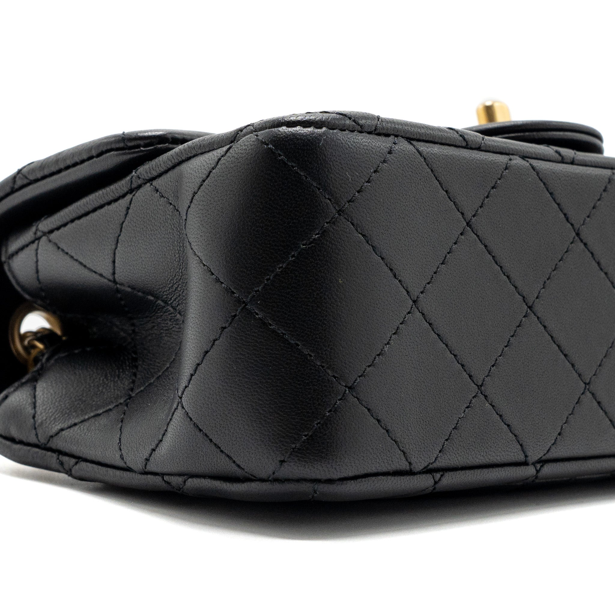 chanel-23k-pearl-crush-mini-rectangular-flap-bag-lambskin-black-ghw-microchip-2