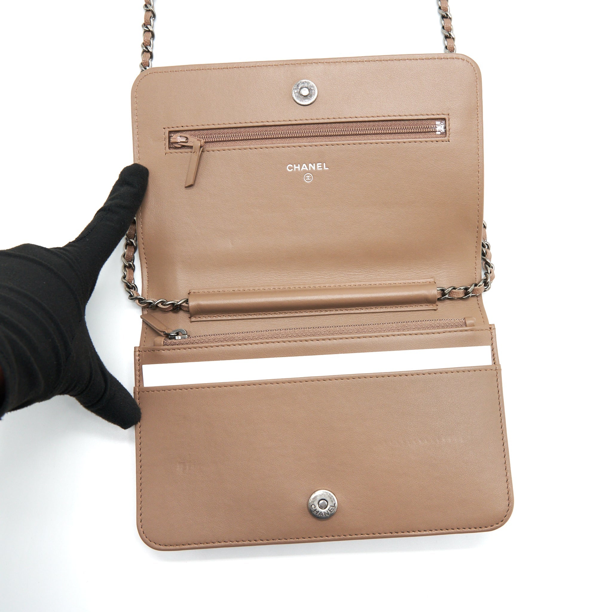 chanel-chevron-boy-wallet-on-chain-caviar-dark-beige-ruthenium-hardware