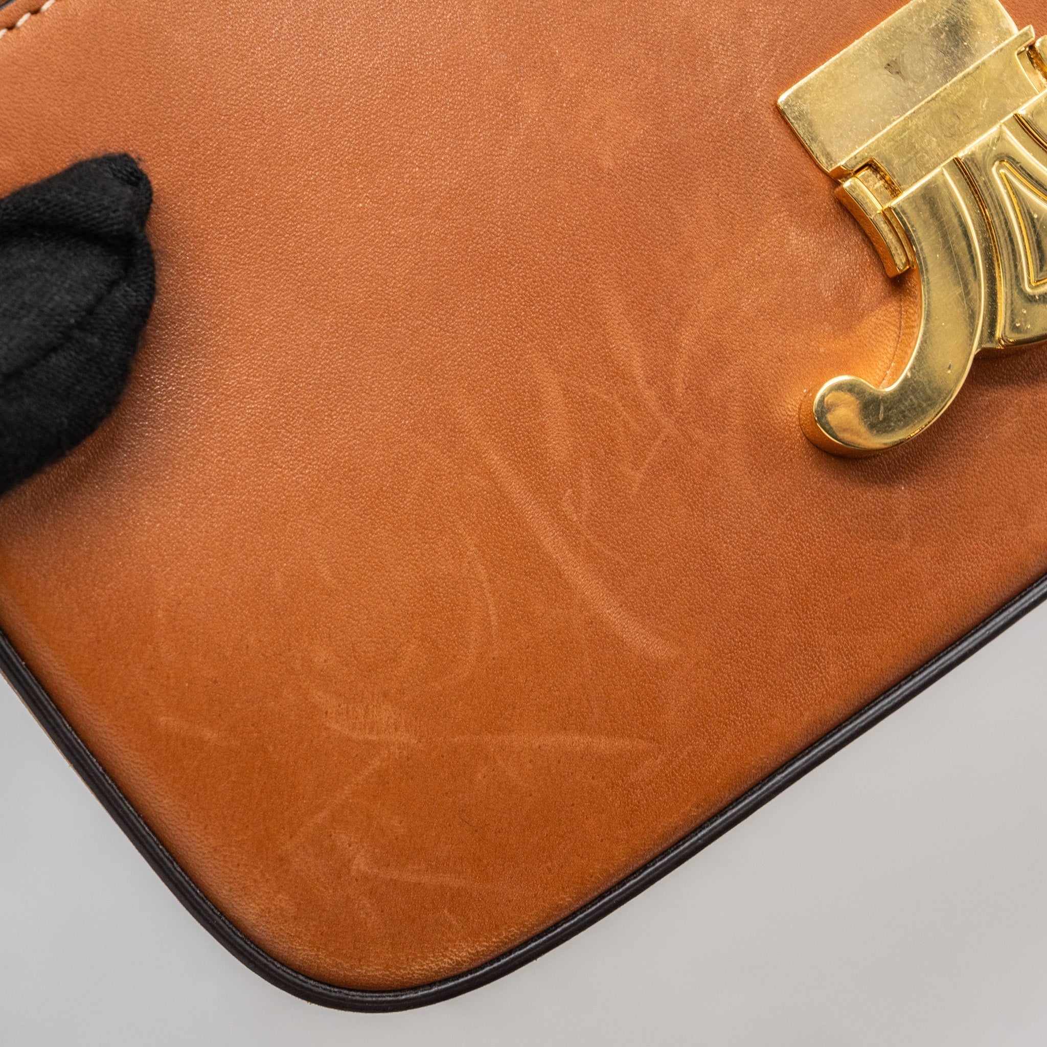 celine-triomphe-shoulder-bag-natural-calfskin-tan-ghw