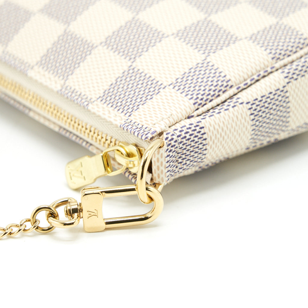 louis-vuitton-mini-pochette-accessories-damier-azur-canvas-1