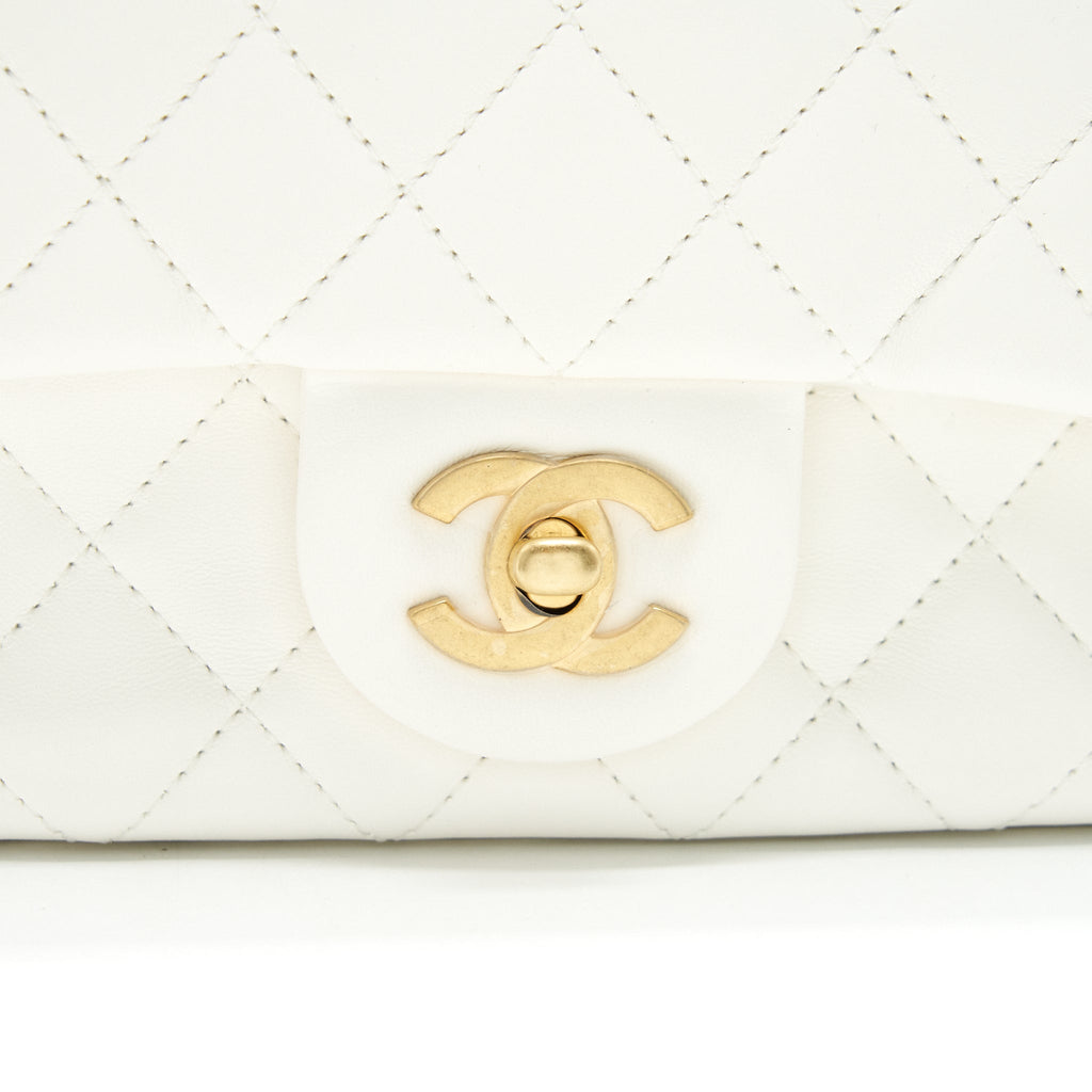chanel-21b-pearl-crush-square-mini-flap-bag-white-ghw-2