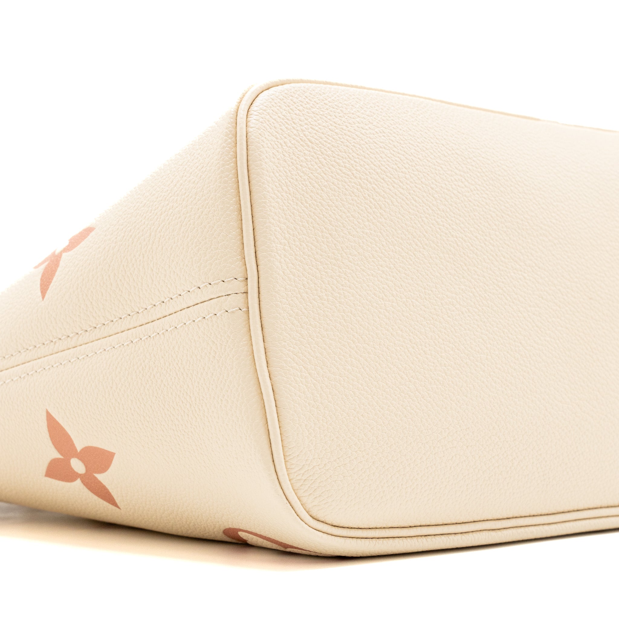 louis-vuitton-neverfull-mm-monogram-empreinte-leather-creme-rose-trianon-ghwnew-version