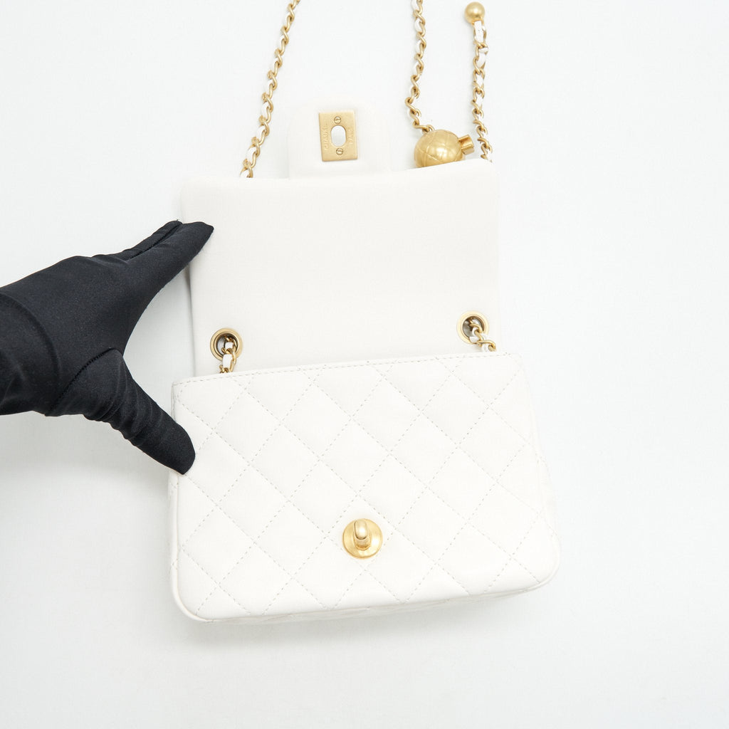 chanel-21b-pearl-crush-mini-square-flap-bag-white-ghw-1