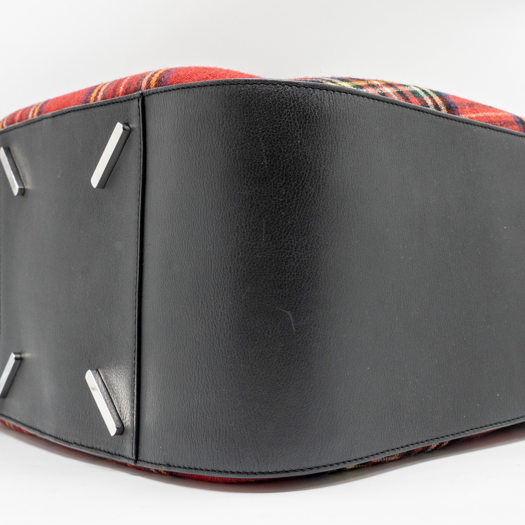 loewe-hammock-tartan-bag-black-red-tartan-calf-textile-shw-1