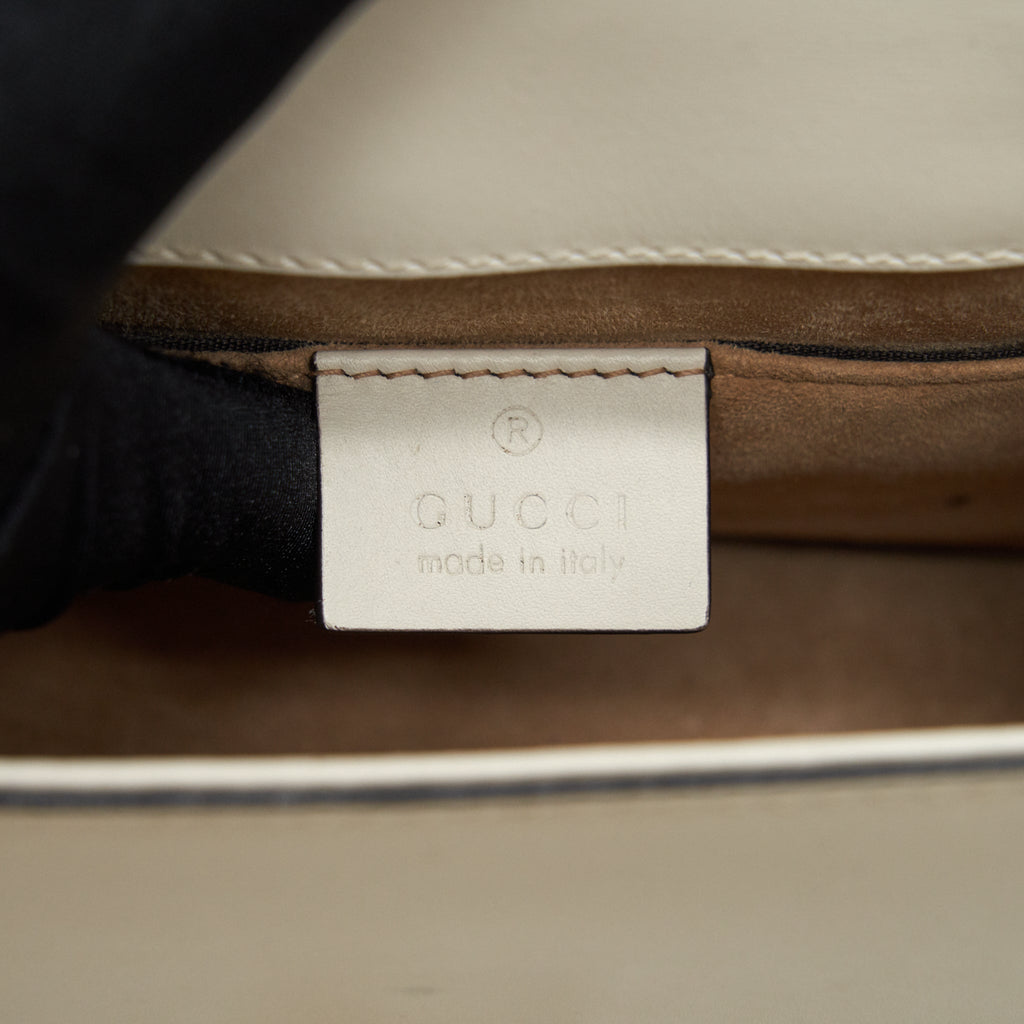 gucci-mini-sylvie-crossbody-chain-bag-white