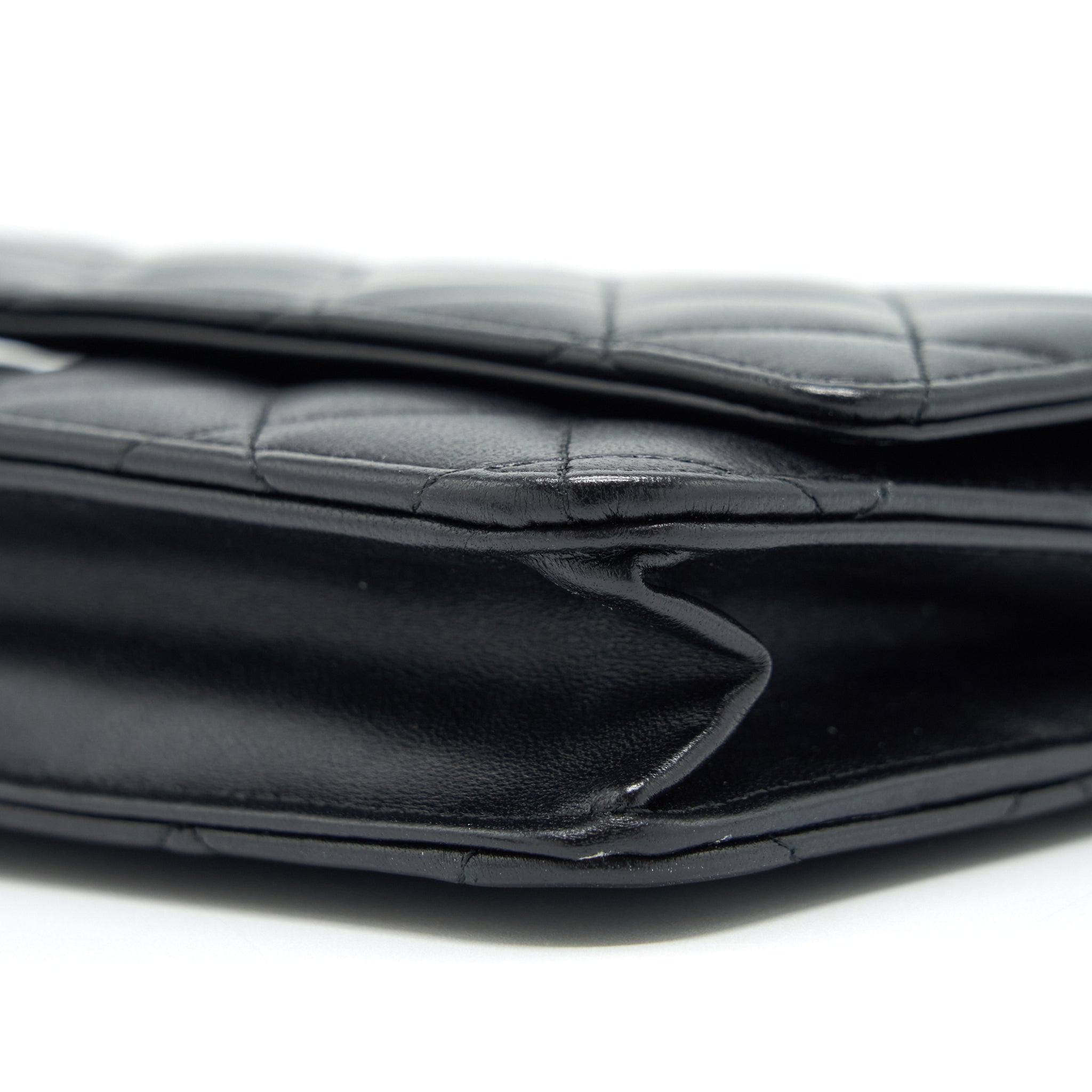 chanel-classic-wallet-on-chain-lambskin-black-shw-1
