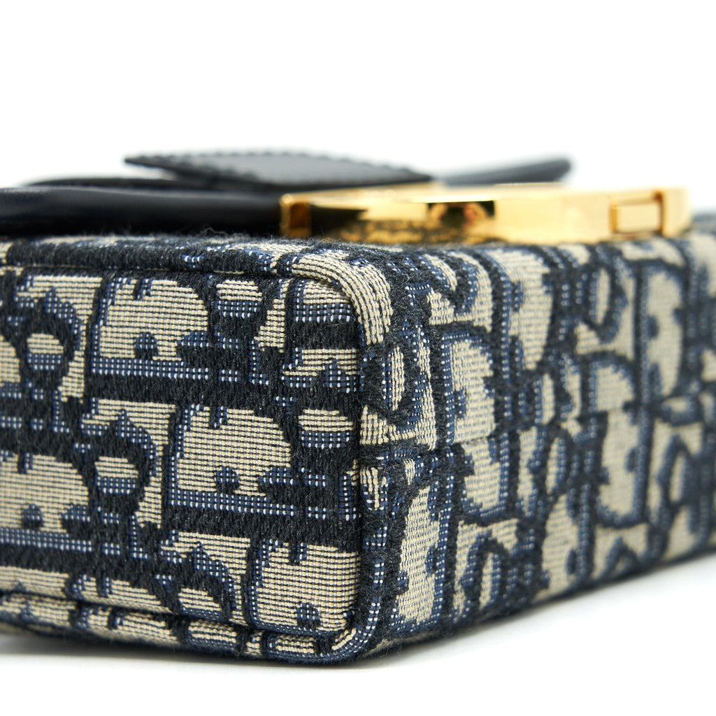 dior-montaigne-mini-box-bag-blue-obliqur-ghw