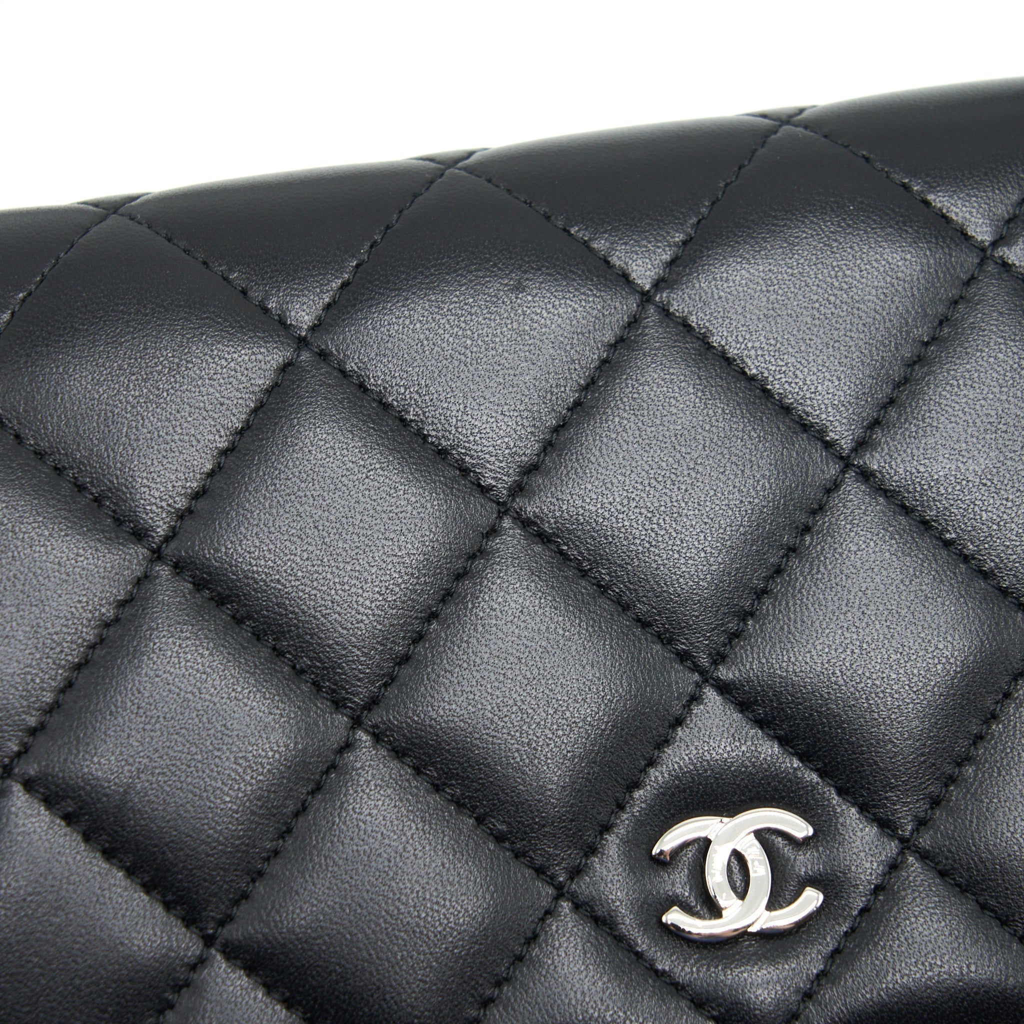 chanel-classic-wallet-on-chain-lambskin-black-shw-1