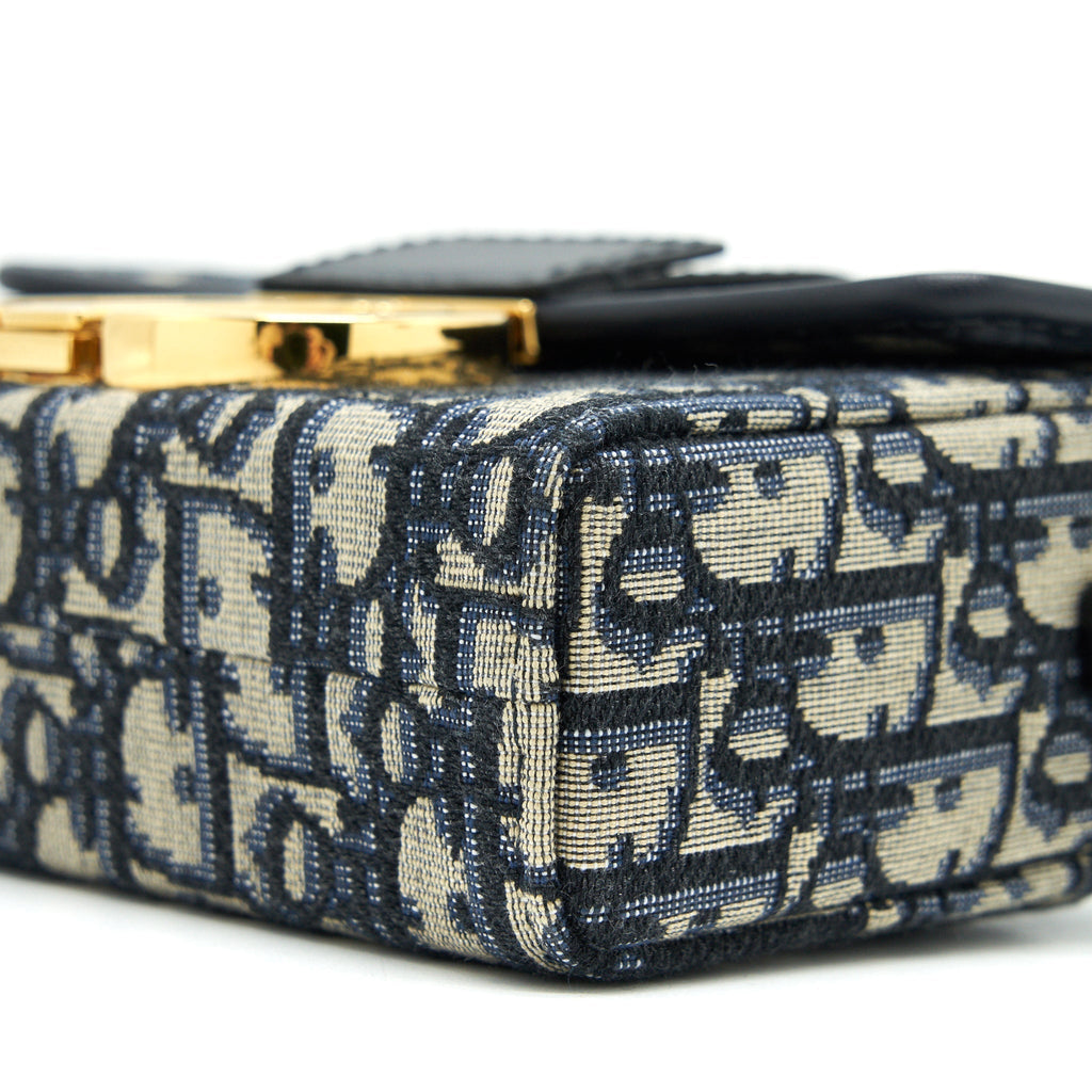 dior-montaigne-mini-box-bag-blue-obliqur-ghw