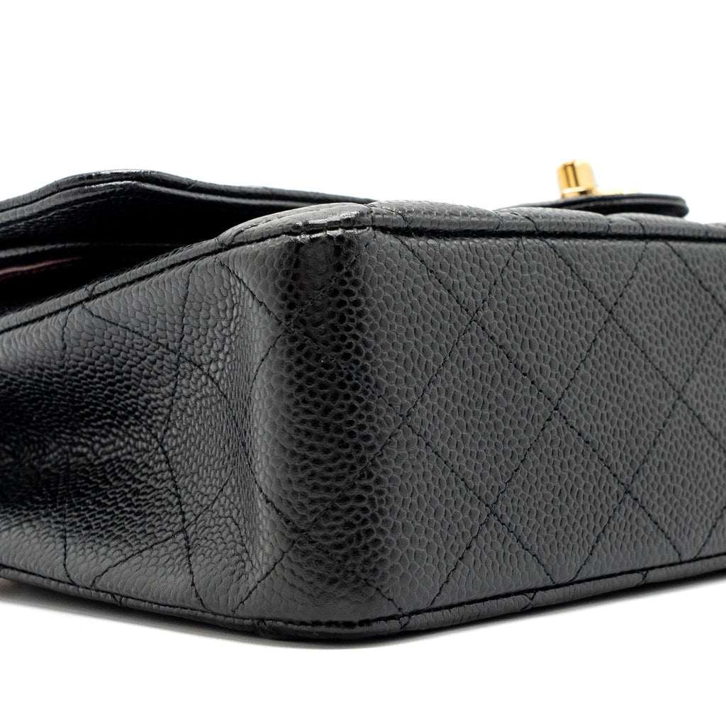 chanel-medium-classic-double-flap-bag-caviar-black-ghw-13