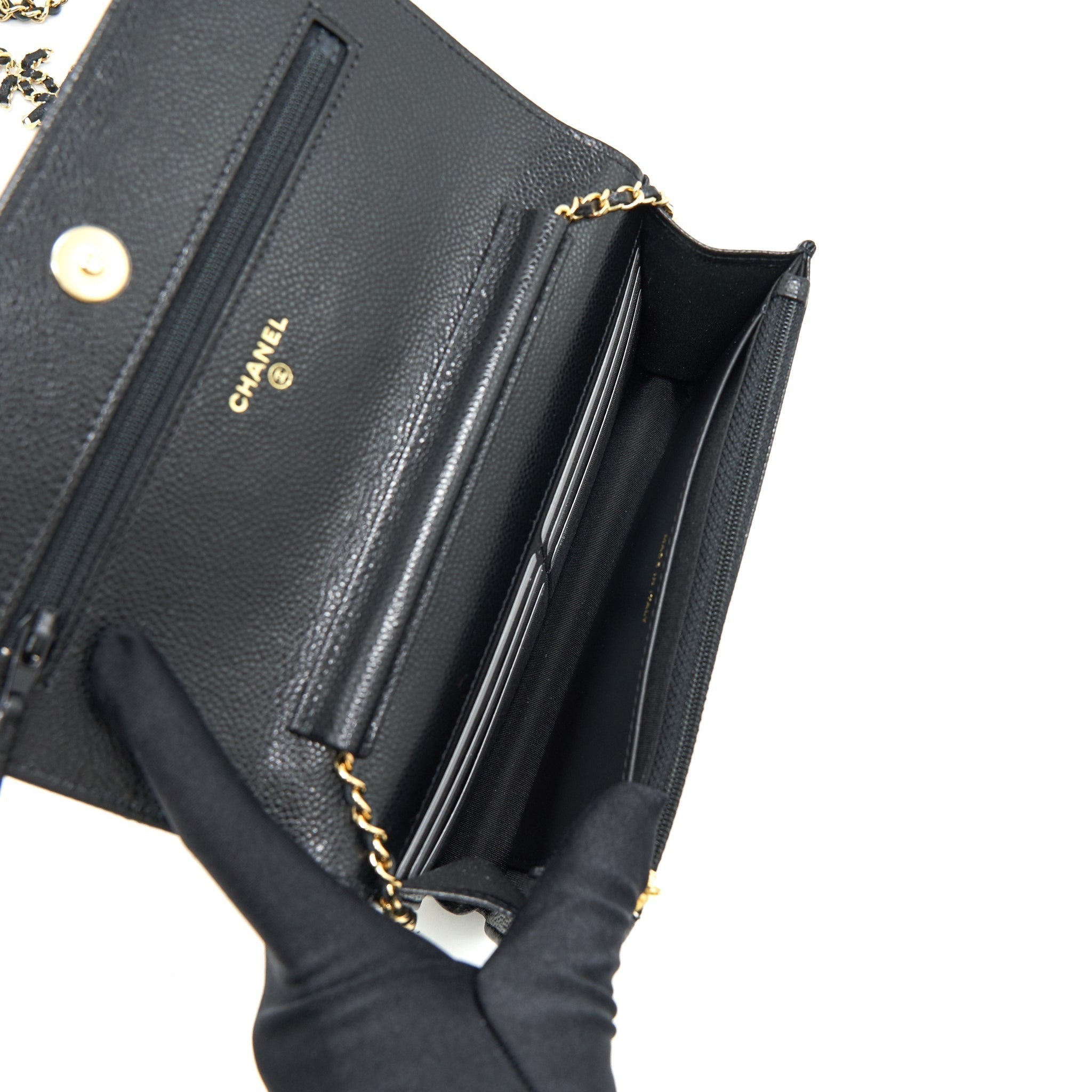 chanel-21a-coco-letter-wallet-on-chain-black-caviar-ghw