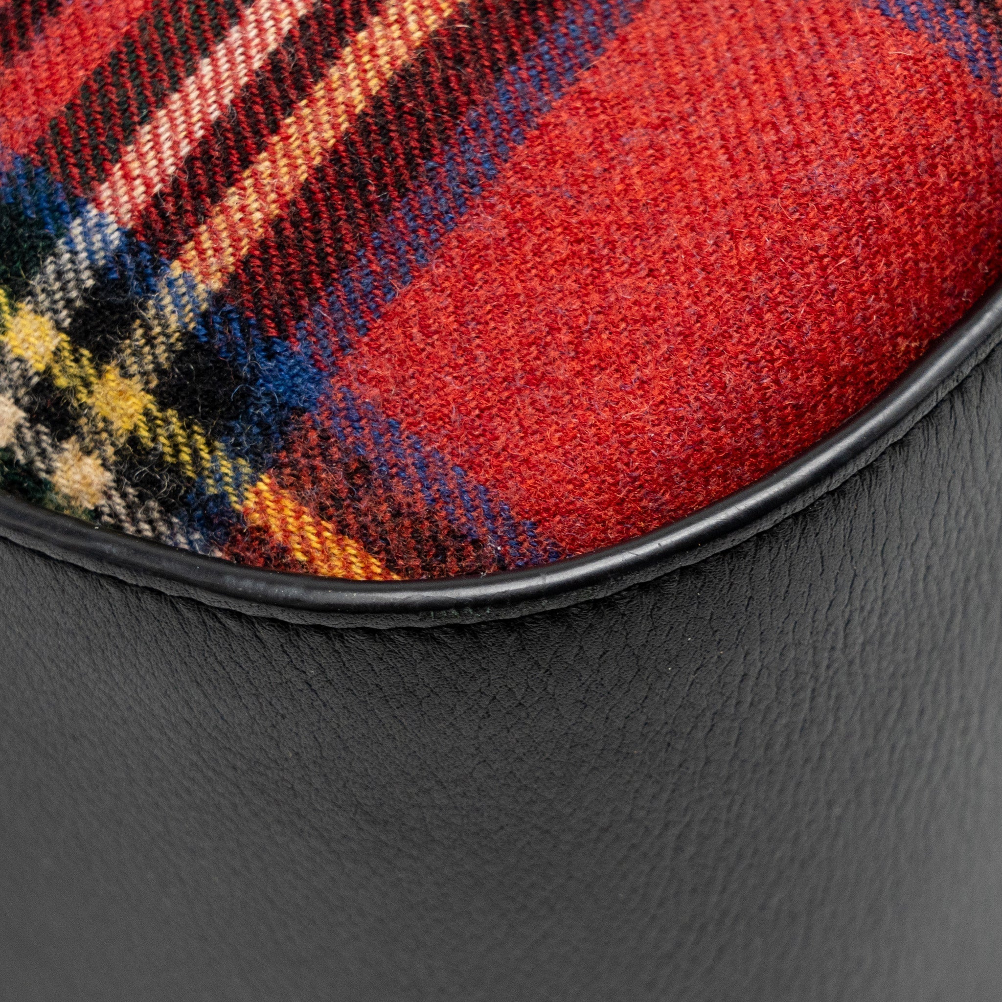 loewe-hammock-tartan-bag-black-red-tartan-calf-textile-shw-1