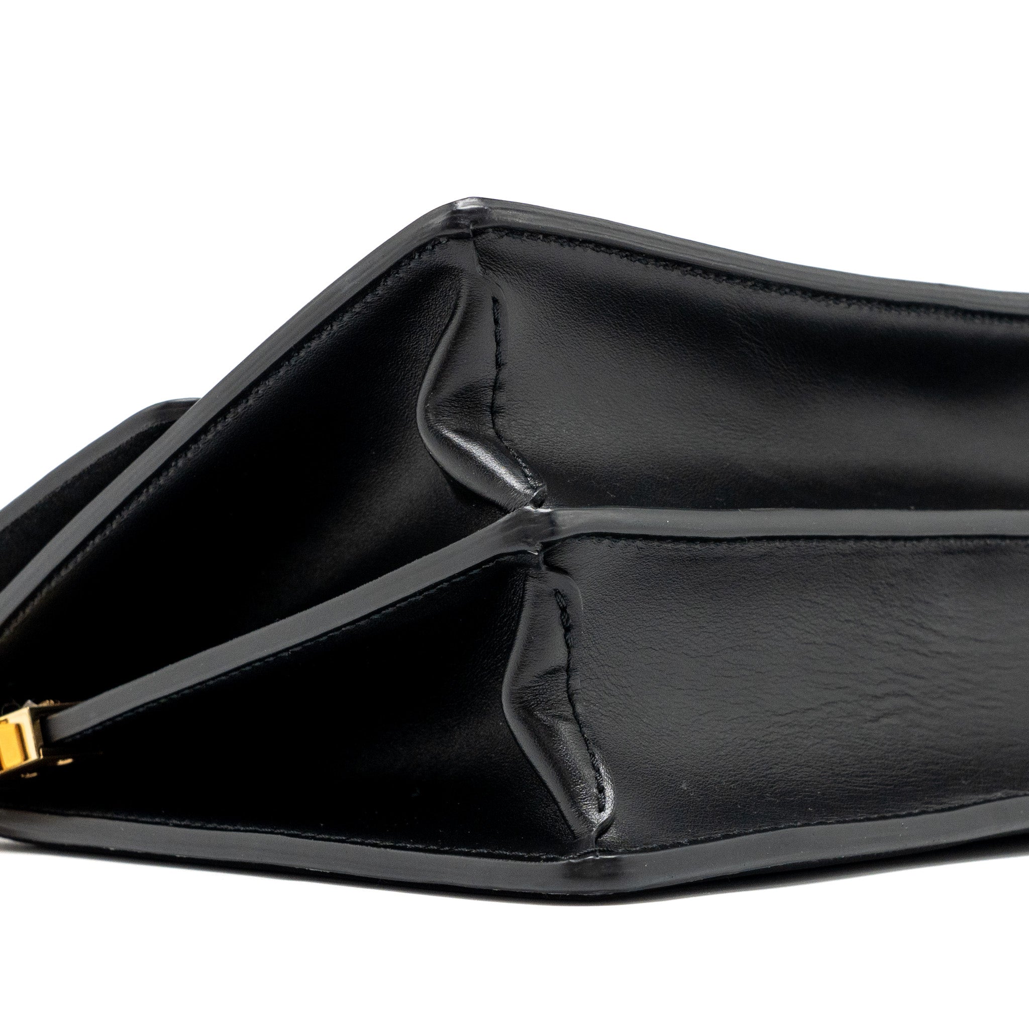 louis-vuitton-dauphine-mm-epi-leather-black-ghw
