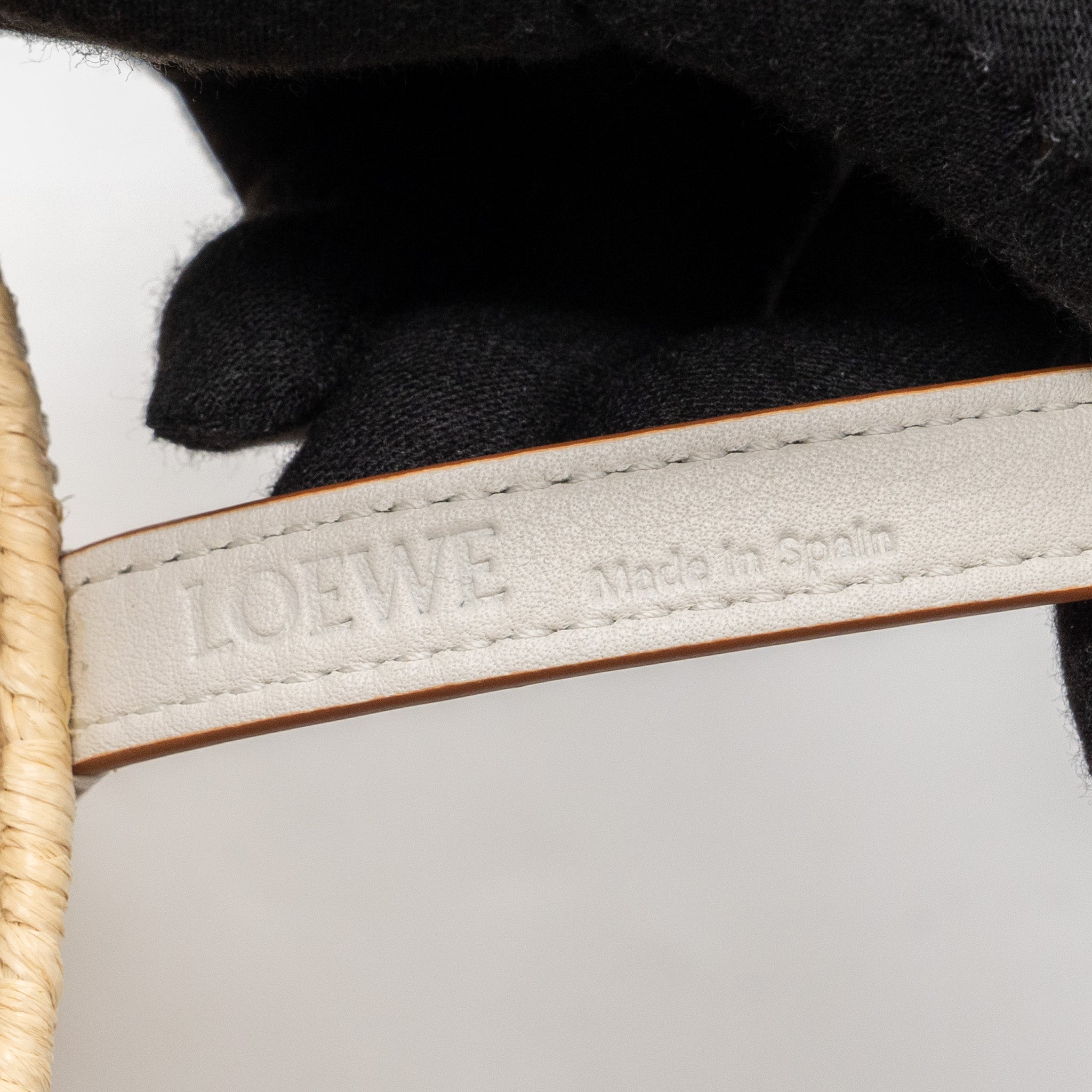 loewe-small-square-basket-bag-raffia-calfskin-white