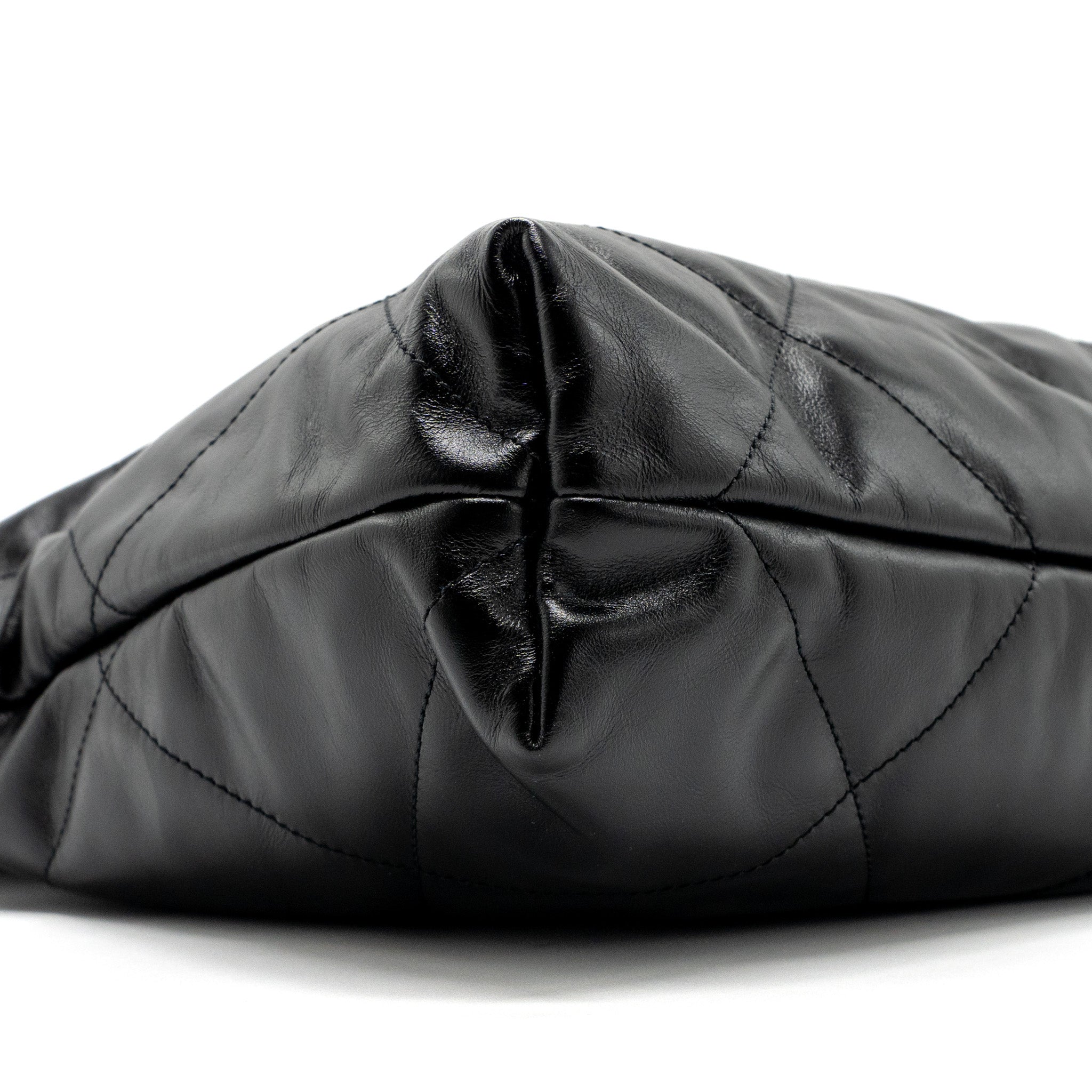 chanel-medium-22-bag-gold-letter-shiny-calfskin-black-ghwmicrochip