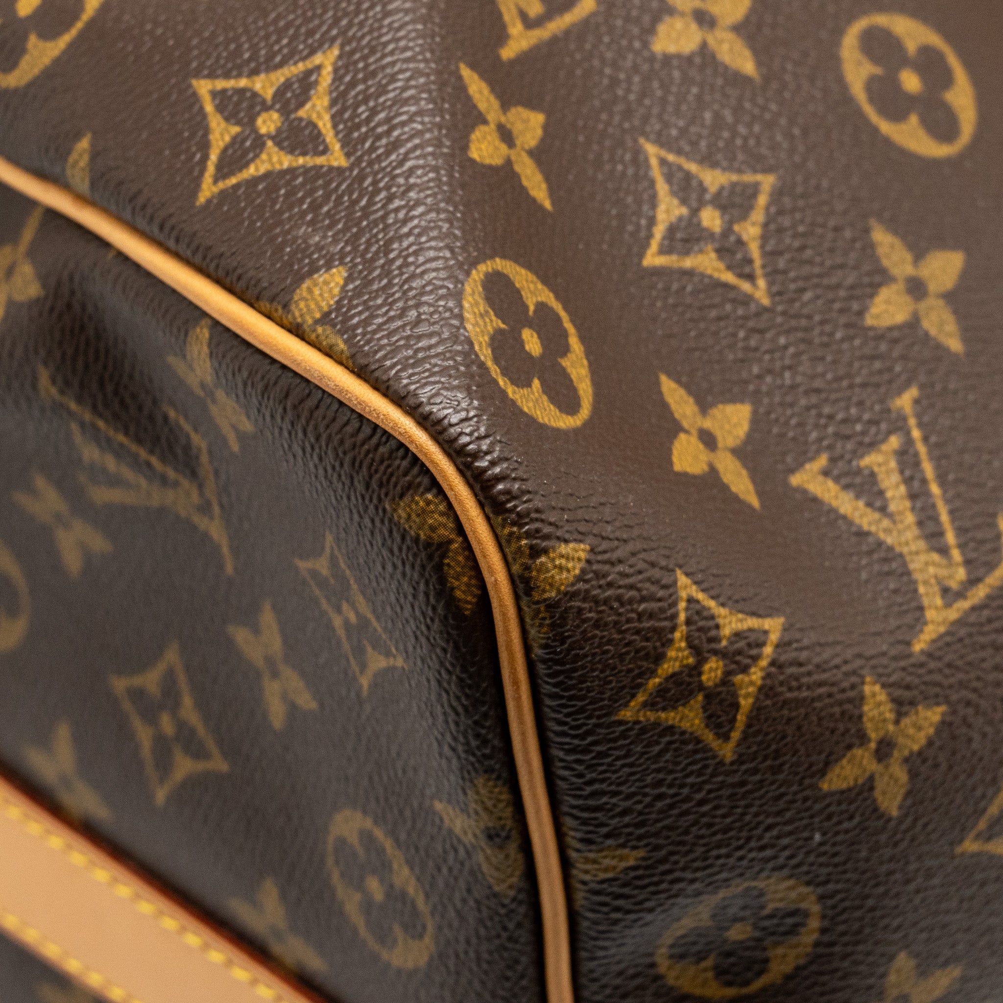 louis-vuitton-keepall-50-bandoulire-monogram-canvas-ghw