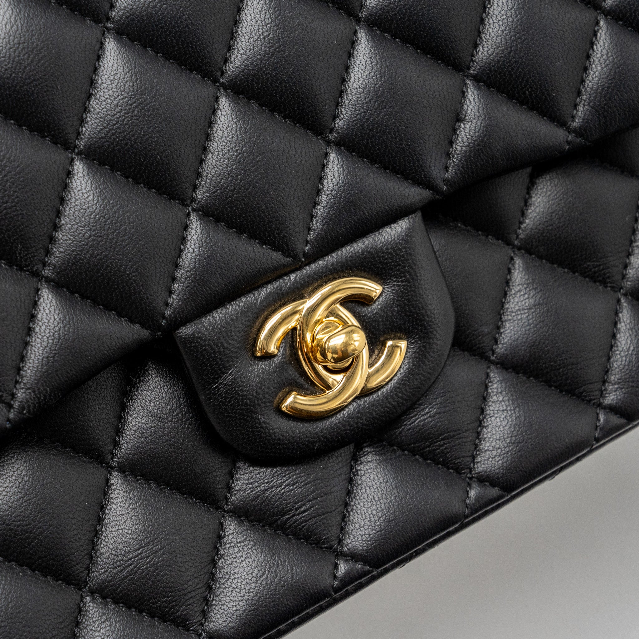 chanel-medium-classic-double-flap-bag-lambskin-black-ghw-5