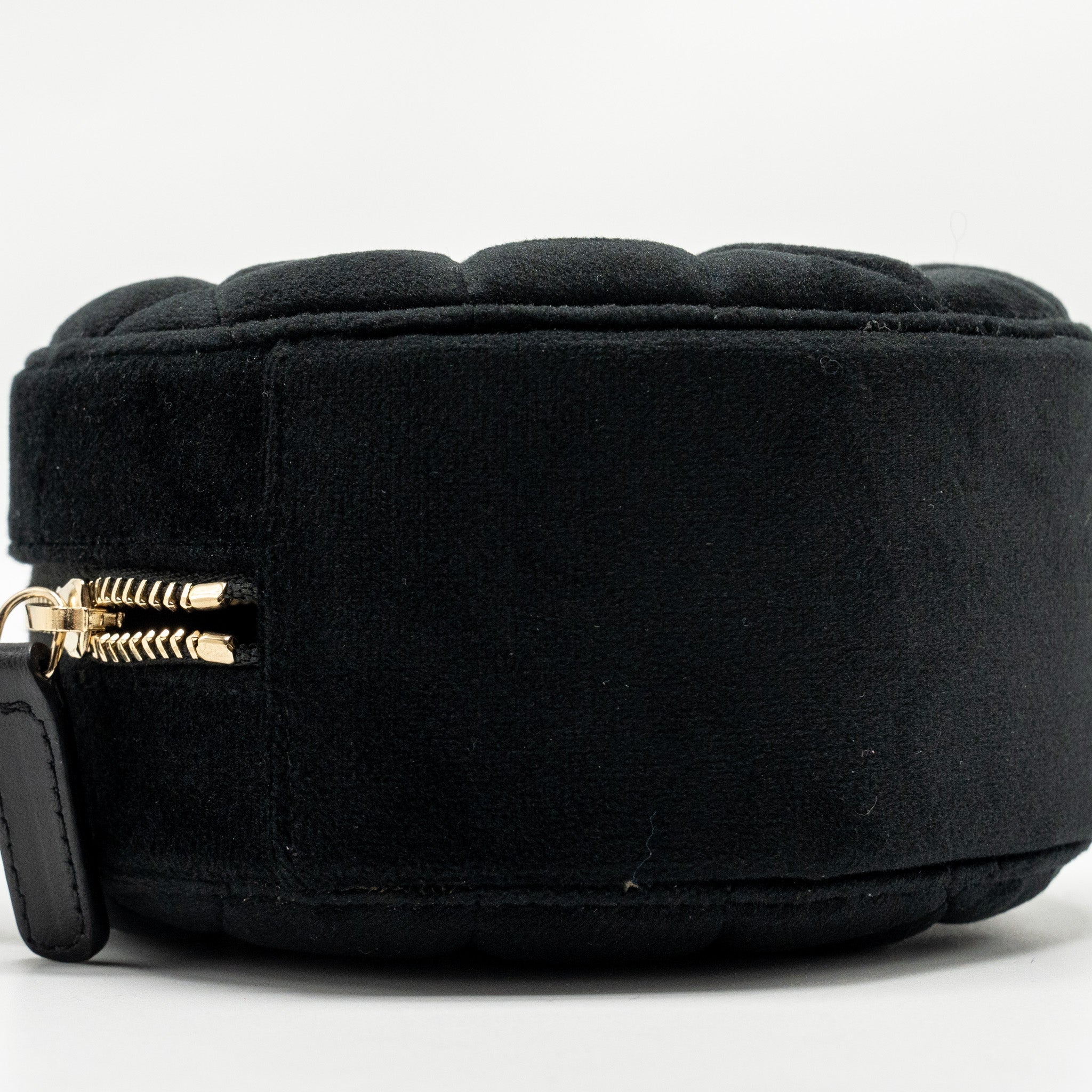 chanel-pearl-crush-round-clutch-quilted-velvet-black-lghw