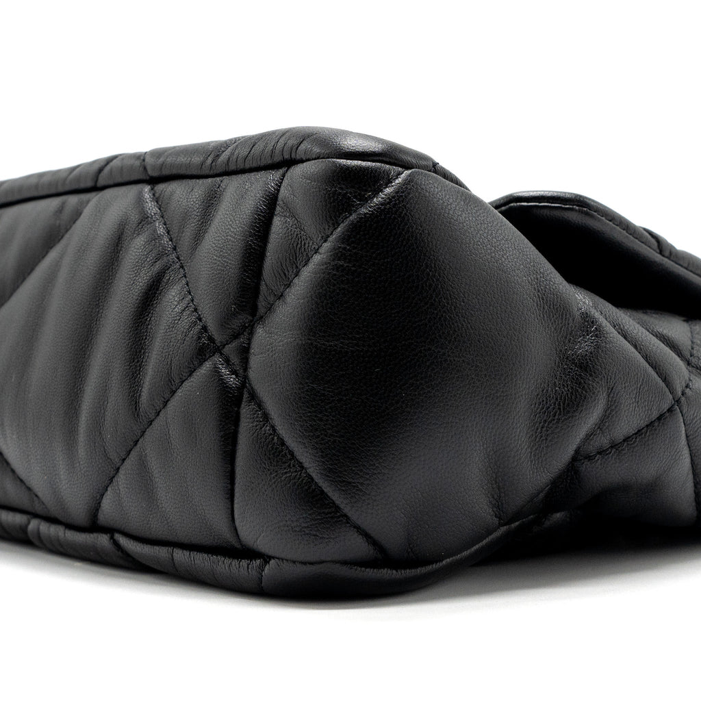 copy-of-chanel-medium-19-bag-goatskin-black-multicolour-hardware-1
