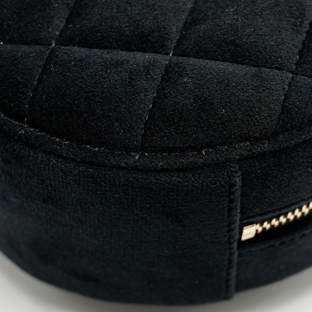 chanel-pearl-crush-round-clutch-quilted-velvet-black-lghw