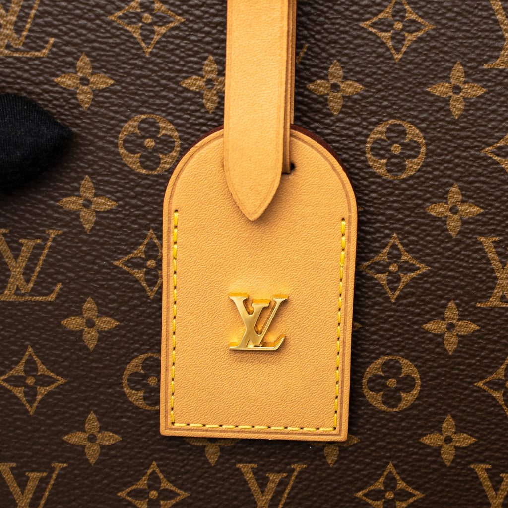 louis-vuitton-petit-boite-chapeau-monogram-canvas-ghw