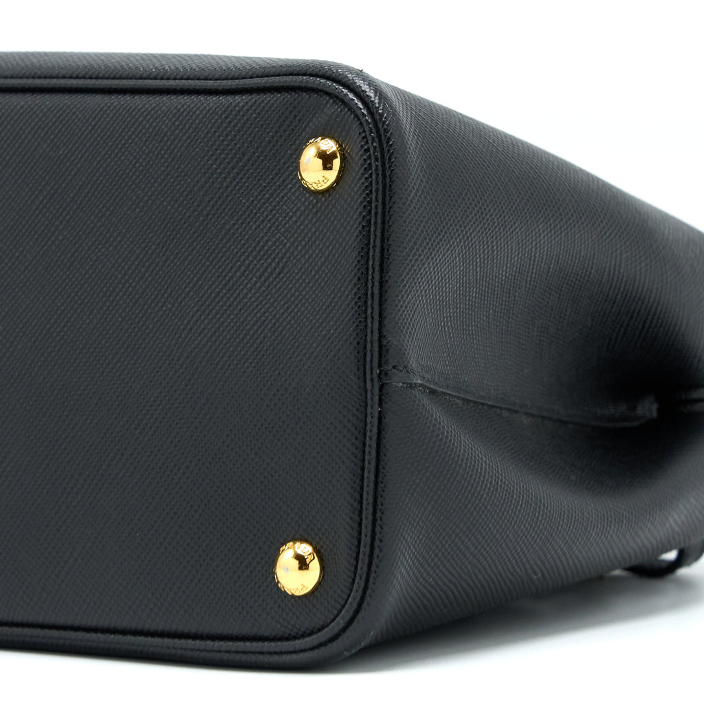 prada-double-bag-saffiano-calfskin-black-ghw