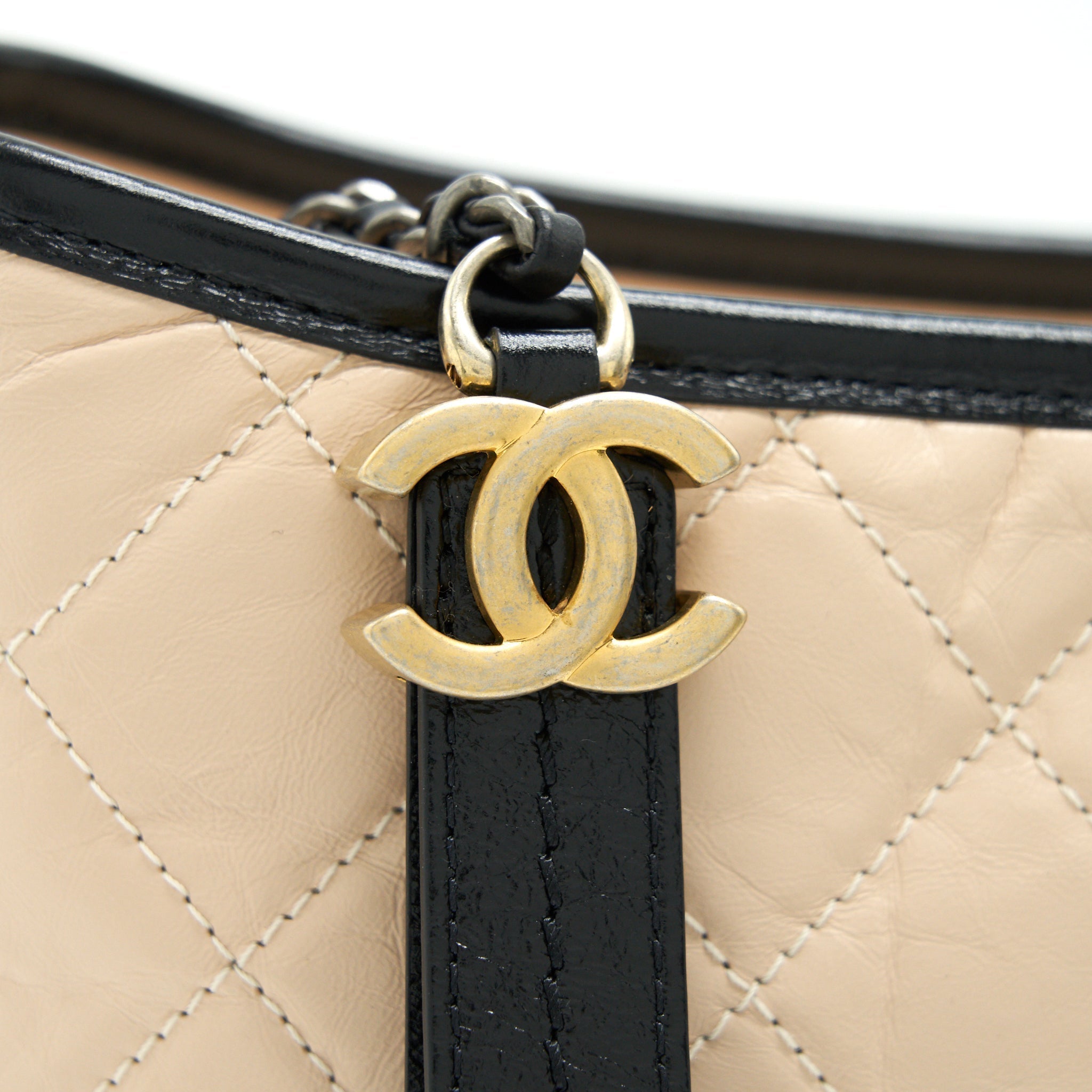 chanel-gabrielle-hobo-bag-beige-black
