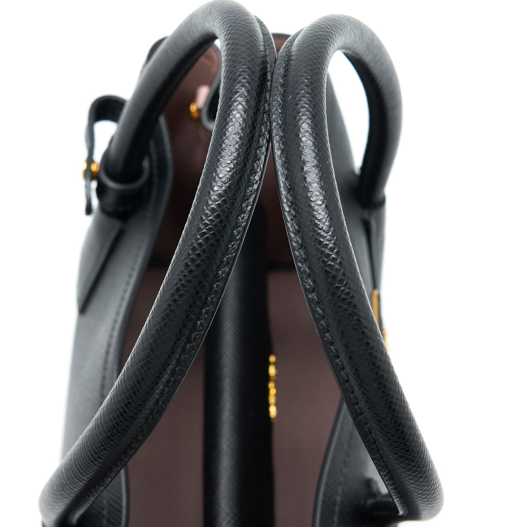 prada-double-bag-saffiano-calfskin-black-ghw
