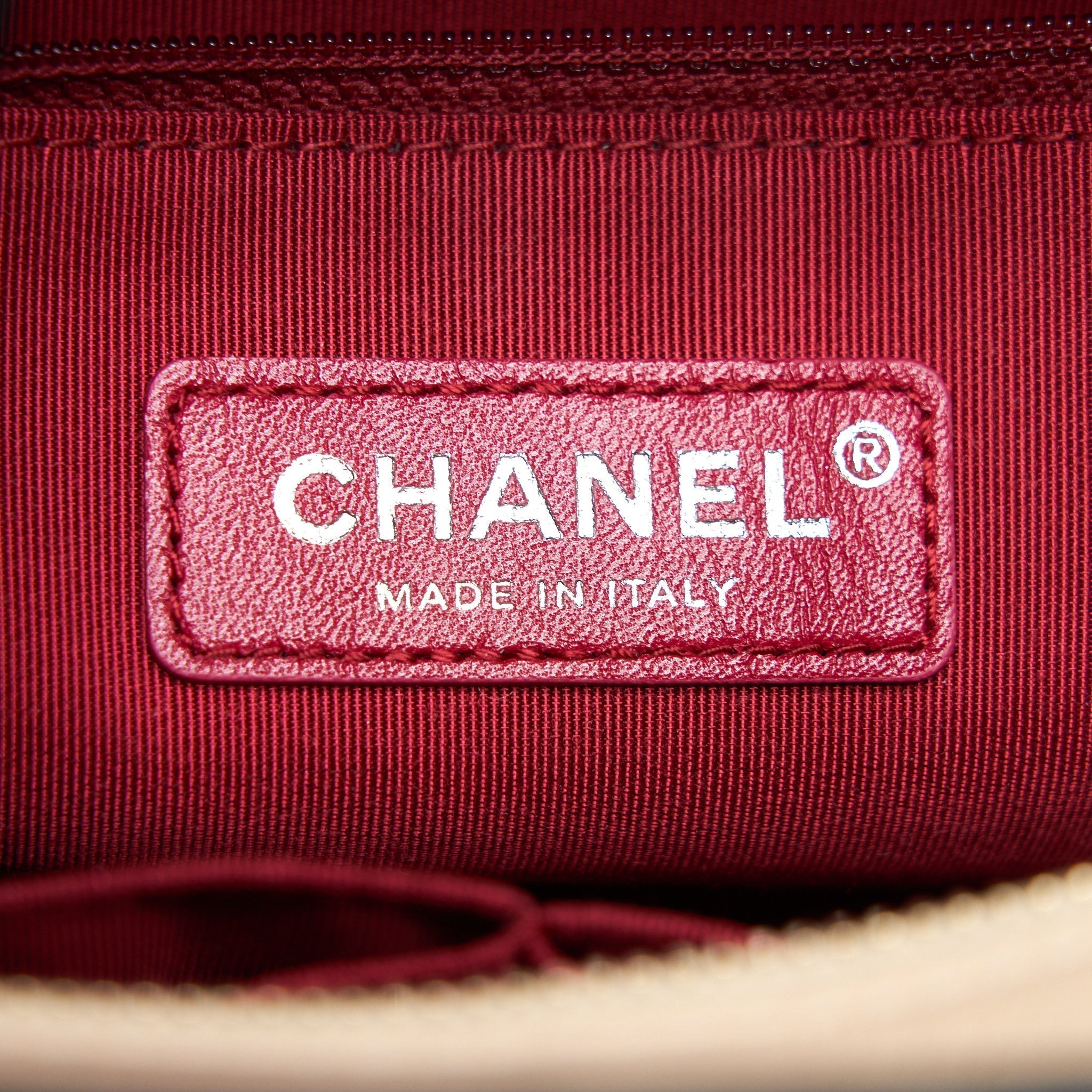 chanel-gabrielle-hobo-bag-beige-black
