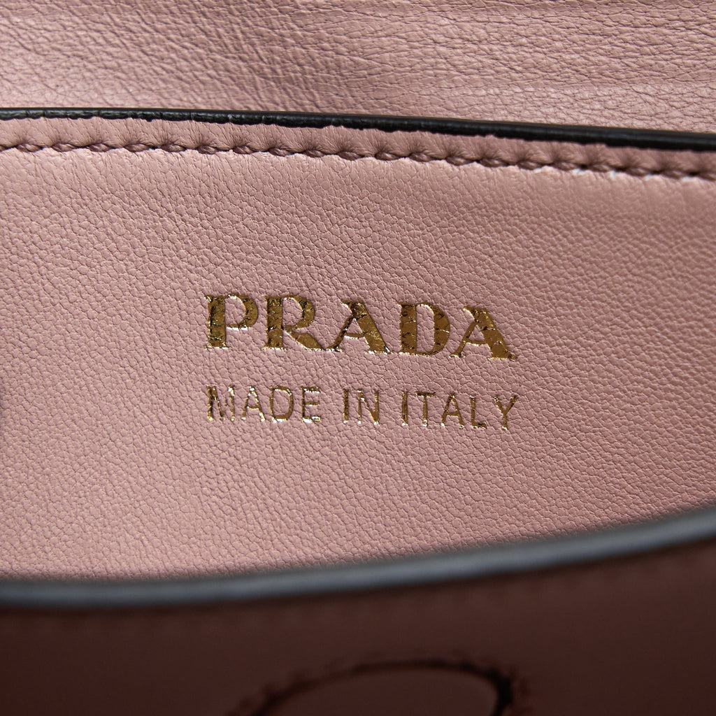 prada-double-bag-saffiano-calfskin-black-ghw