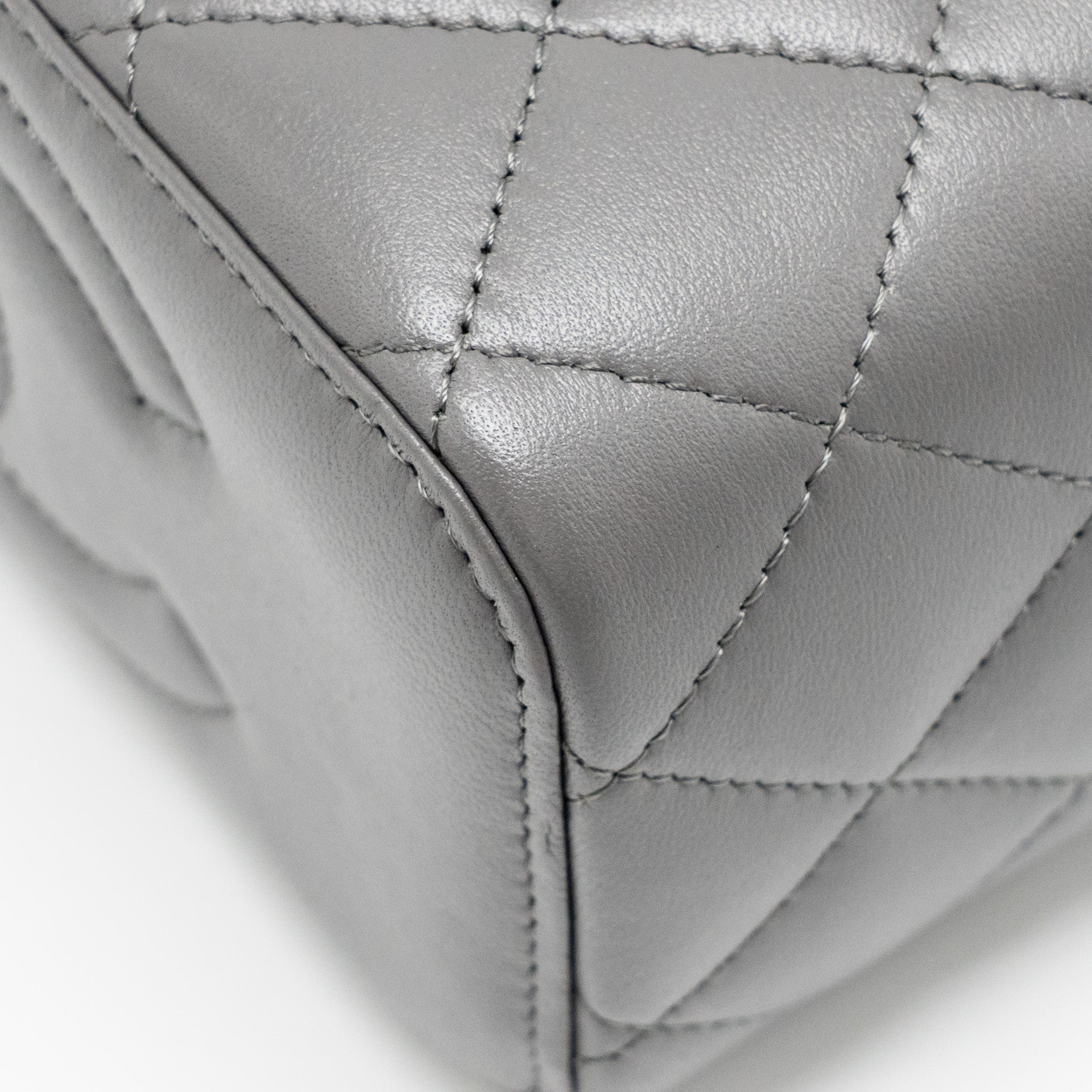 chanel-top-handle-long-vanity-with-chain-lambskin-grey-lghw-microchip-1