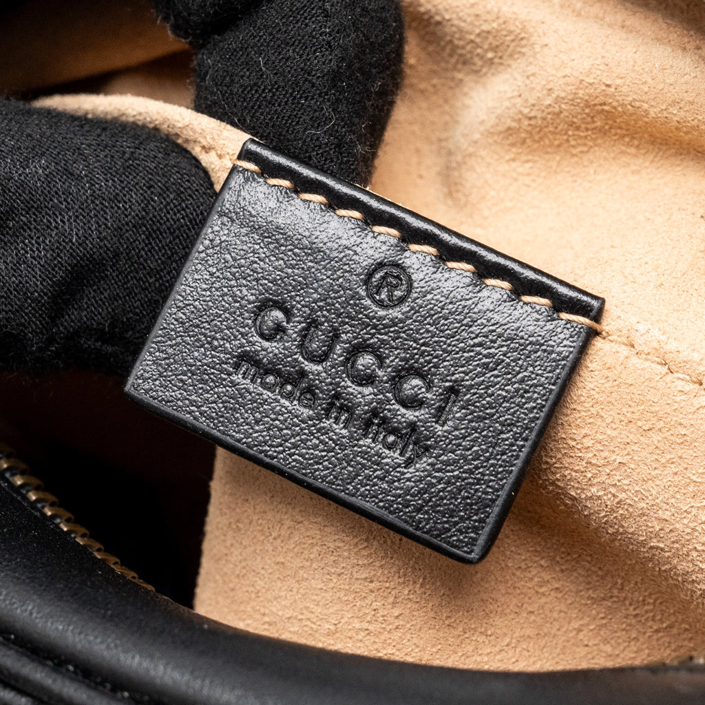 gucci-gg-marmont-matelasse-mini-camera-bag-calfskin-black-ghw
