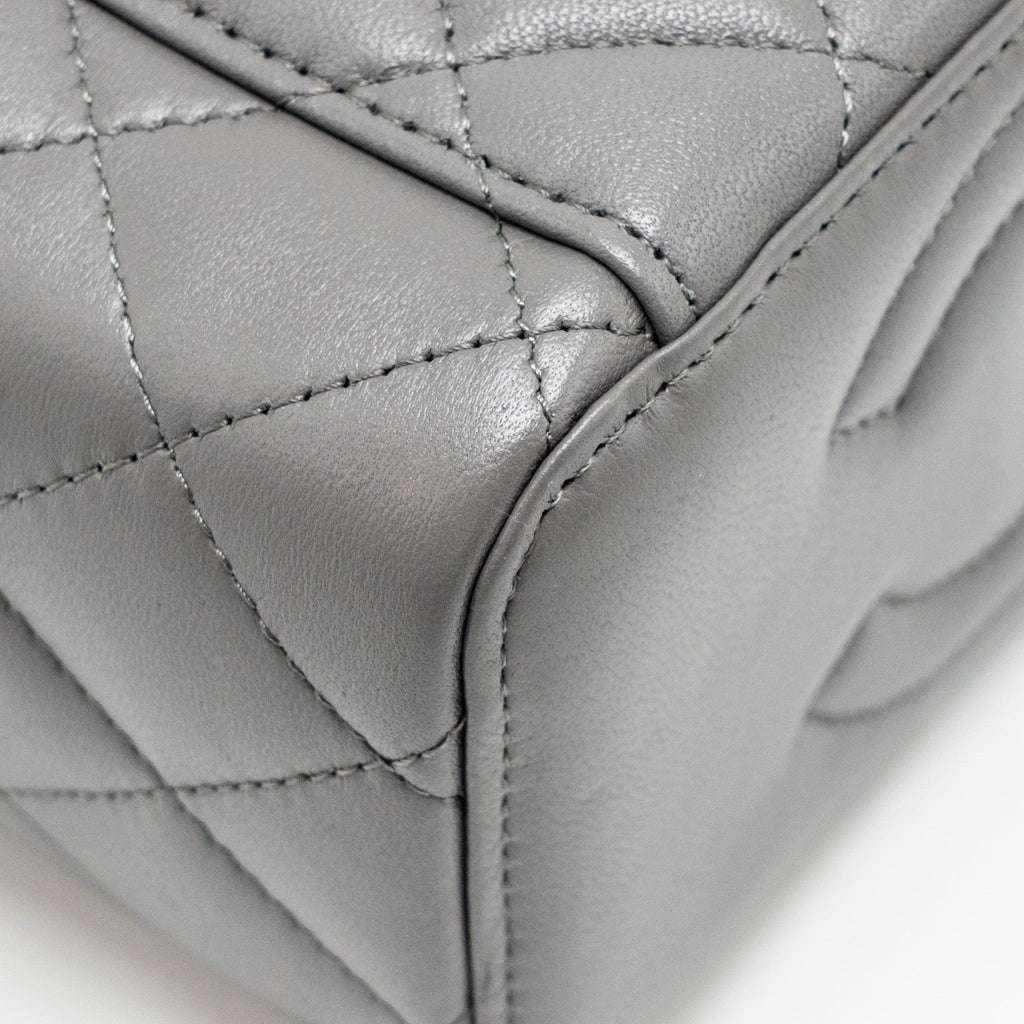 chanel-top-handle-long-vanity-with-chain-lambskin-grey-lghw-microchip-1